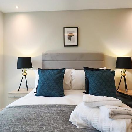 Portfolio Apartments - Welwyn Town Centre Велвін-Гарден-Сіті Екстер'єр фото