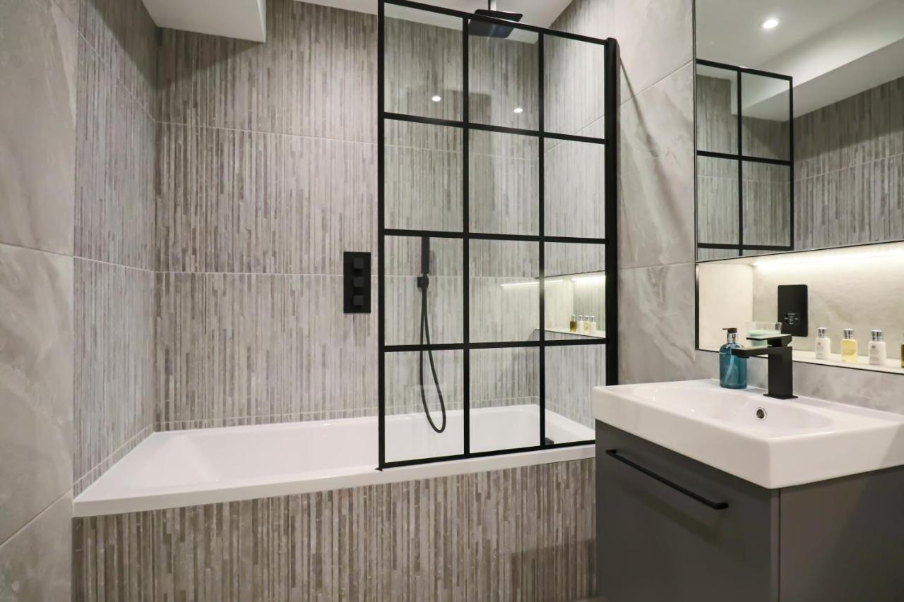Portfolio Apartments - Welwyn Town Centre Велвін-Гарден-Сіті Екстер'єр фото