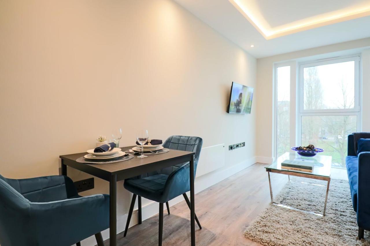 Portfolio Apartments - Welwyn Town Centre Велвін-Гарден-Сіті Екстер'єр фото