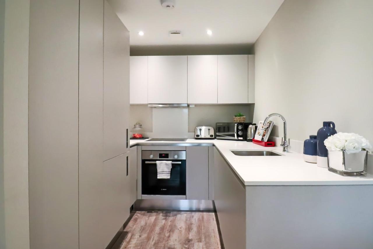 Portfolio Apartments - Welwyn Town Centre Велвін-Гарден-Сіті Екстер'єр фото