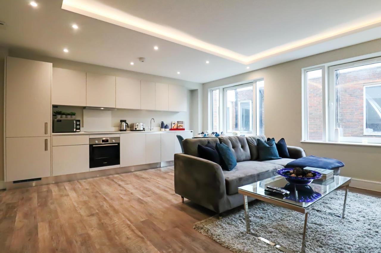 Portfolio Apartments - Welwyn Town Centre Велвін-Гарден-Сіті Екстер'єр фото