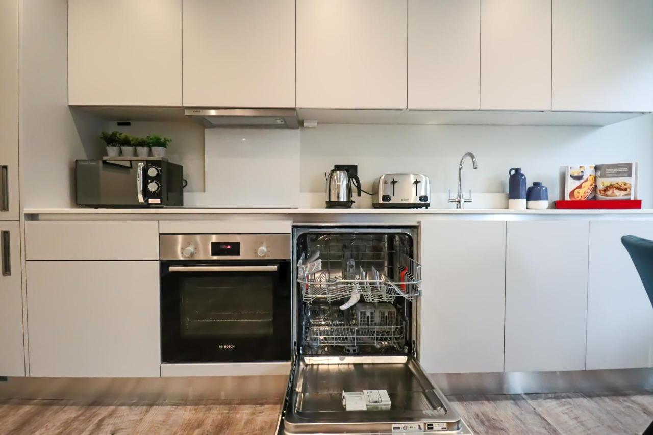Portfolio Apartments - Welwyn Town Centre Велвін-Гарден-Сіті Екстер'єр фото