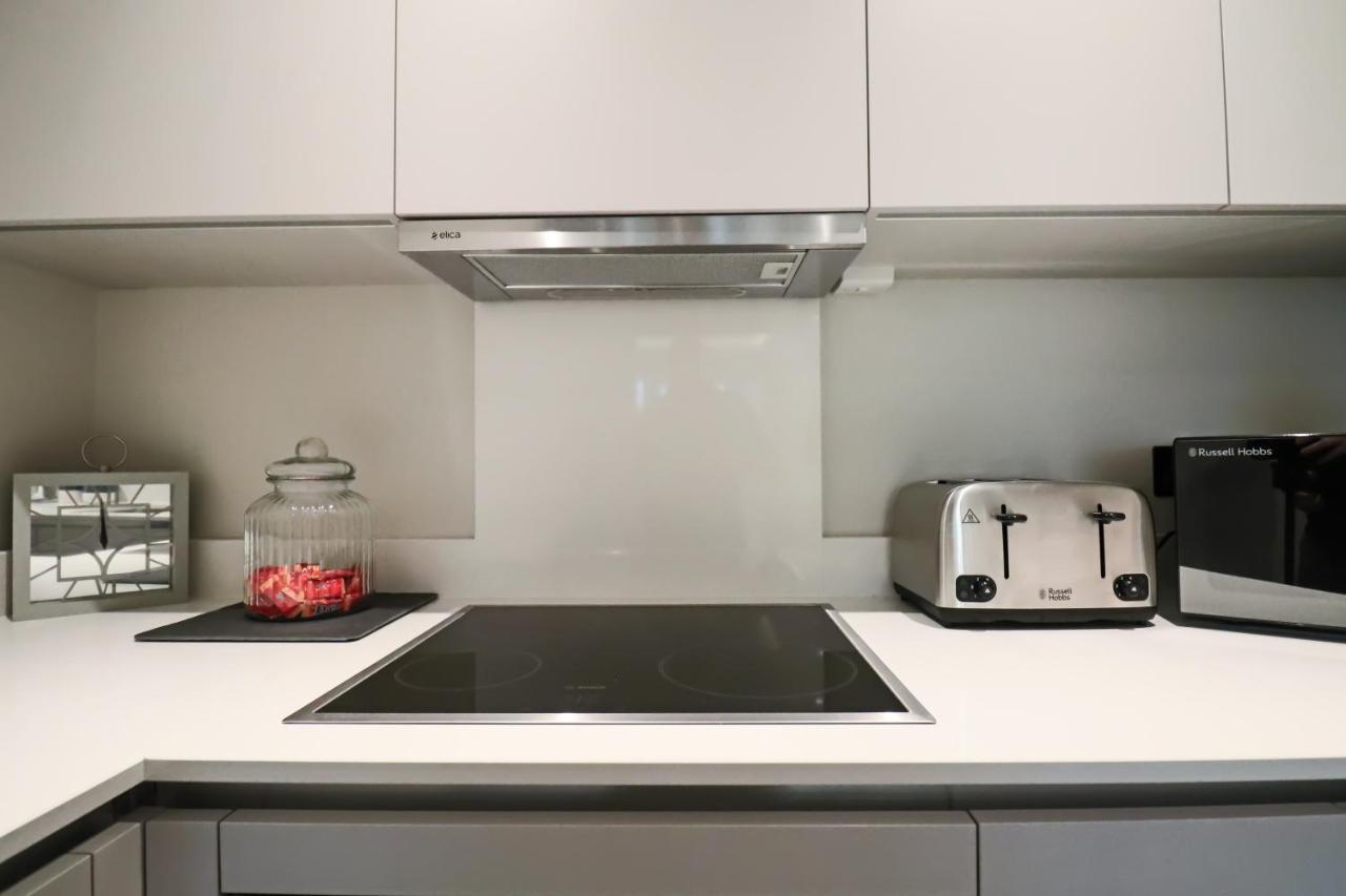 Portfolio Apartments - Welwyn Town Centre Велвін-Гарден-Сіті Екстер'єр фото